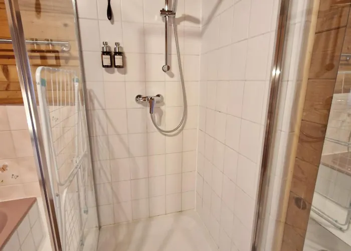 Appartement Helle Und Idyllische 2 Am Rande Von